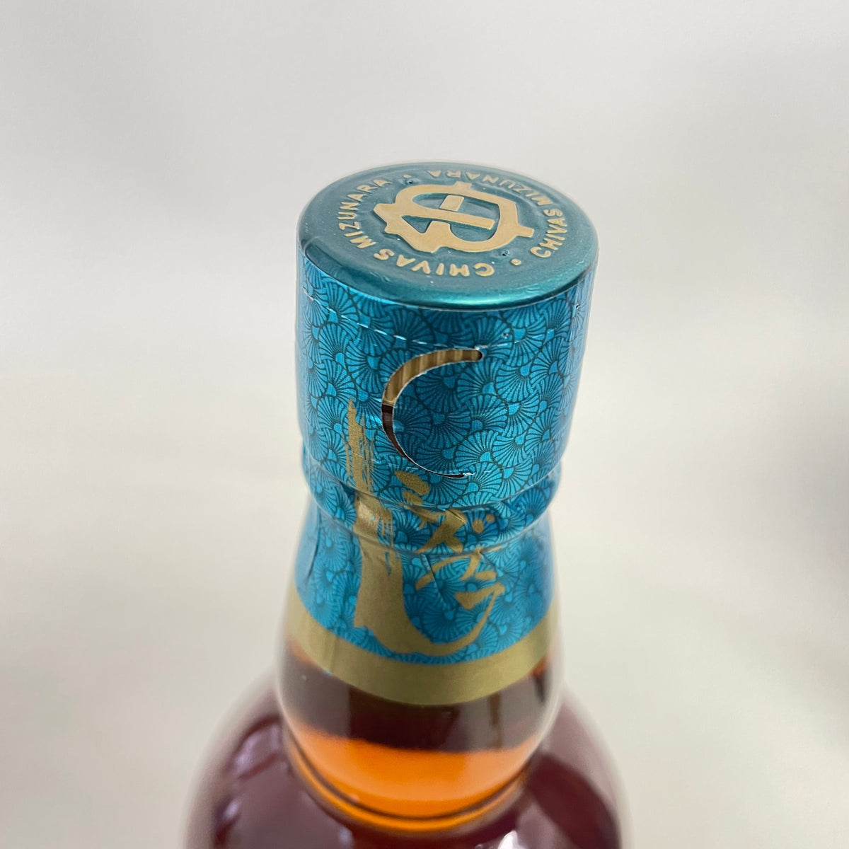 シーバスリーガル 12年 ミズナラカスクフィニッシュ CHIVAS REGAL AGED 12 YEARS MIZUNARA CASK FINISH